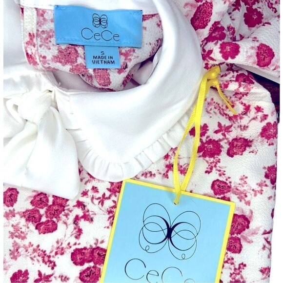 CeCe Ditsy Floral Blouse in White and Blush - Picture 8 of 12